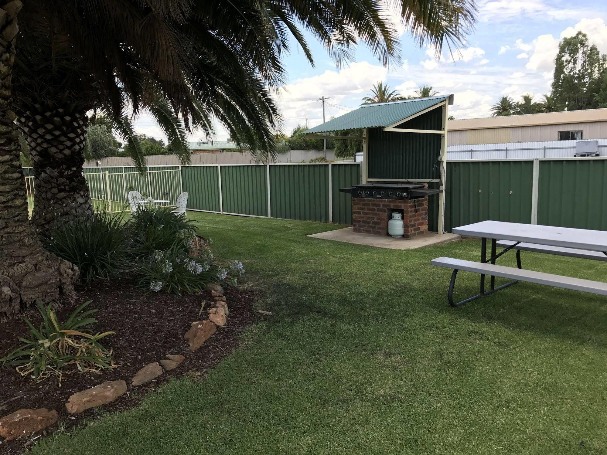 Leeton Heritage Motor Inn المظهر الخارجي الصورة